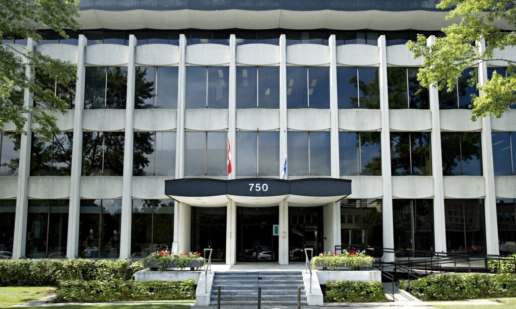 750 Boul Marcel-Laurin, Montréal, QC à louer Photo principale- Image 1 de 14