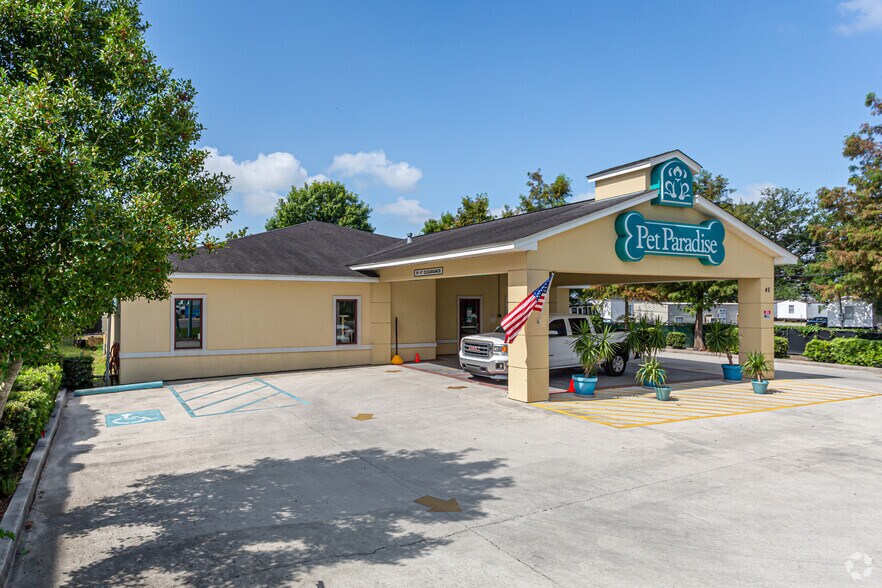 45 E Airline Hwy, Kenner, LA à louer - Photo du bâtiment - Image 2 de 33