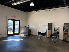 400 3rd St SW, Winter Haven, FL for lease Interior Photo- Image 1 of 9