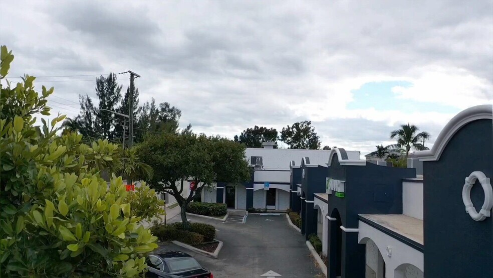2307-2329 N Andrews Ave, Wilton Manors, FL à louer - Vidéo sur l’inscription commerciale - Image 2 de 4