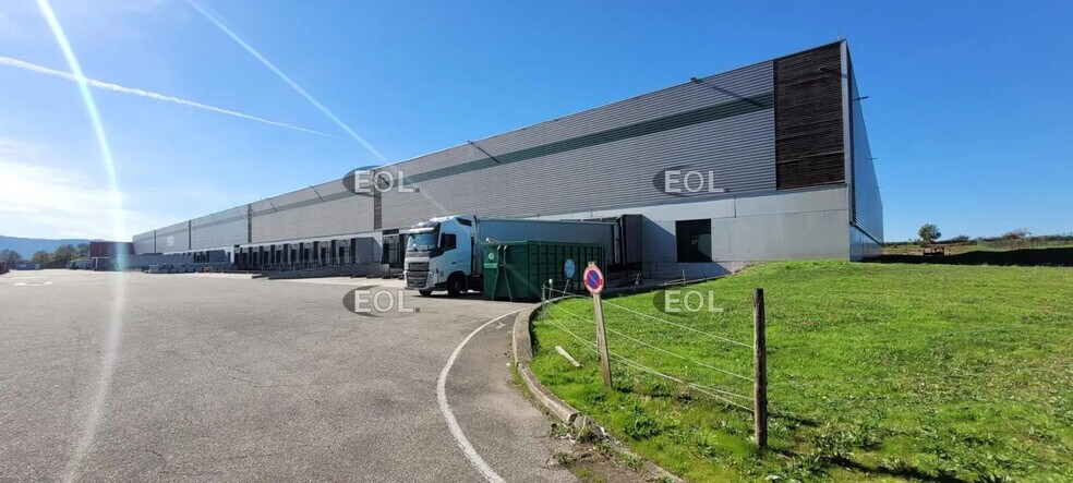 Industrial in Rives for lease - Building Photo - Image 2 of 9