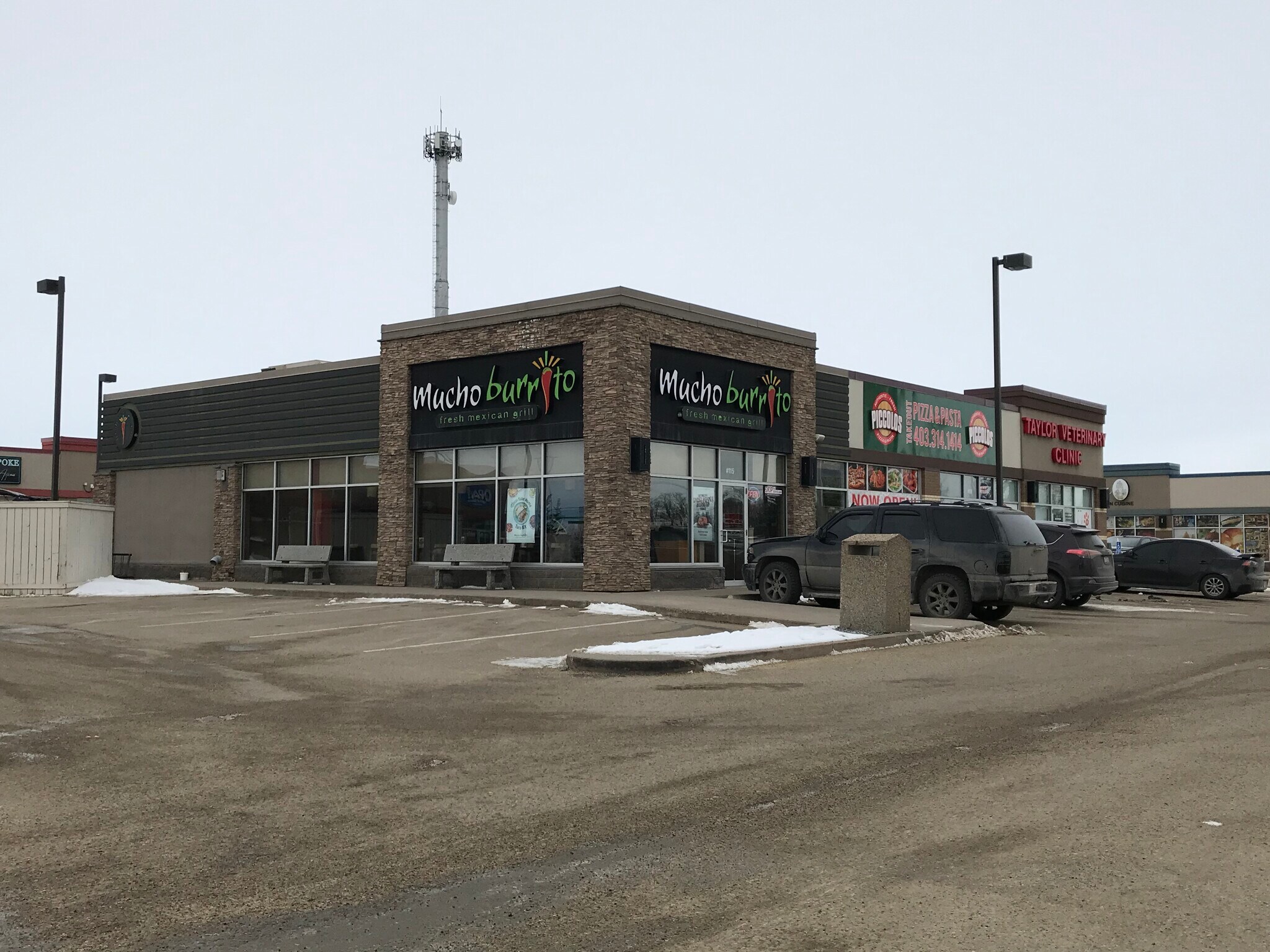 6742 Taylor Dr, Red Deer, AB à vendre Photo de construction- Image 1 de 1