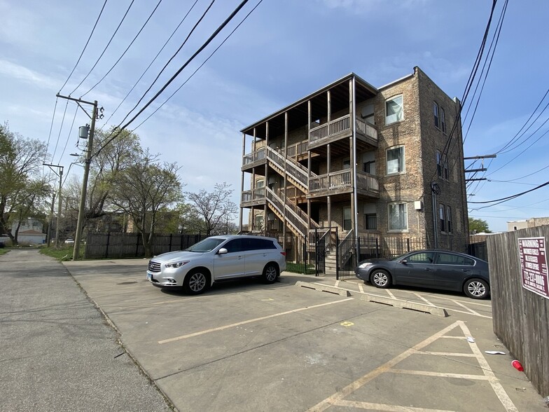 317 S Homan Ave, Chicago, IL for sale - Building Photo - Image 3 of 8