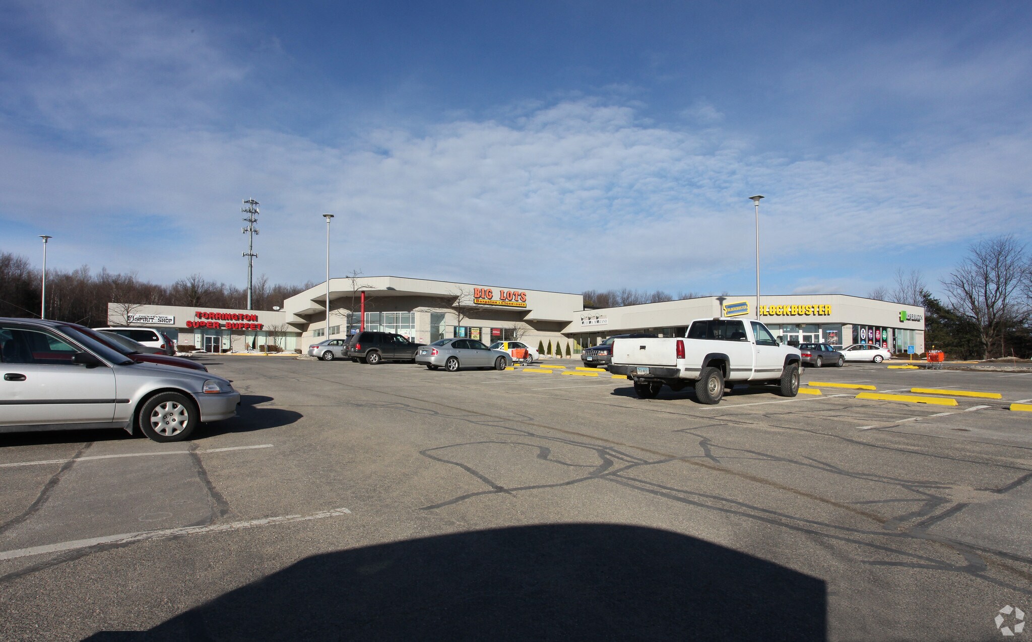1919-1931 E Main St, Torrington, CT à vendre Photo principale- Image 1 de 1