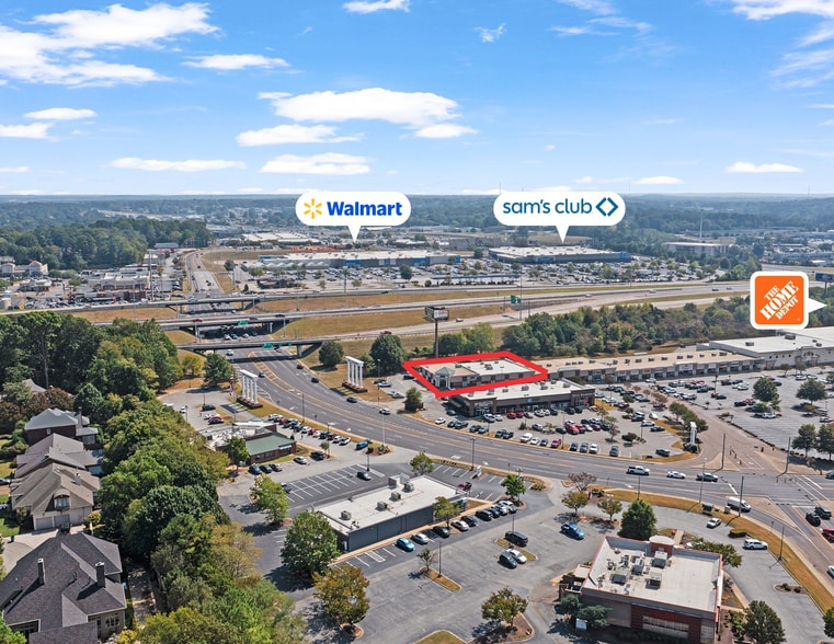 1000 Vann Dr, Jackson, TN for sale - Building Photo - Image 2 of 19