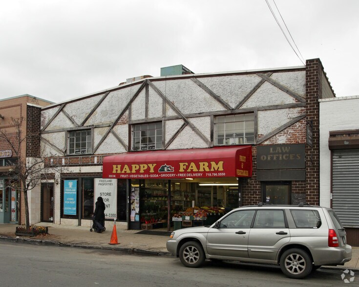 551-555 W 235th St, Bronx, NY à louer - Photo du bâtiment - Image 2 de 3