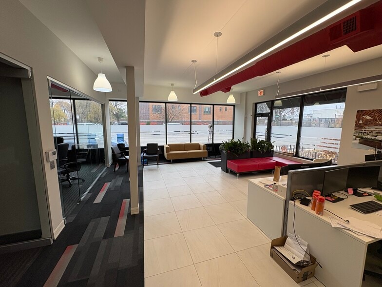 4612-4614 W Lawrence Ave, Chicago, IL à vendre - Photo du bâtiment - Image 2 de 13