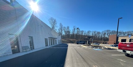 4875 Warehouse Way, Cumming, GA for lease Building Photo- Image 2 of 32