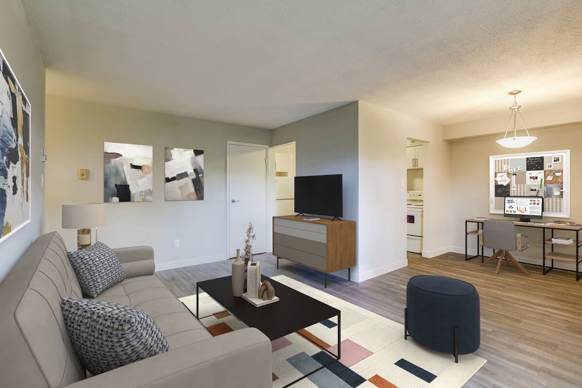 75-77 Huron Heights Dr, Newmarket, ON for sale Interior Photo- Image 1 of 1