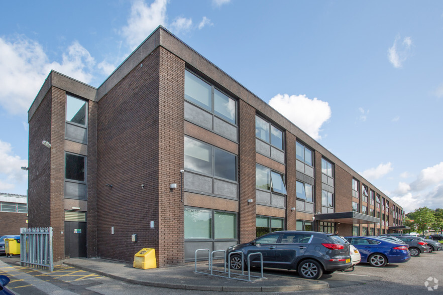 Mucklow Hl, Halesowen for lease - Primary Photo - Image 1 of 7