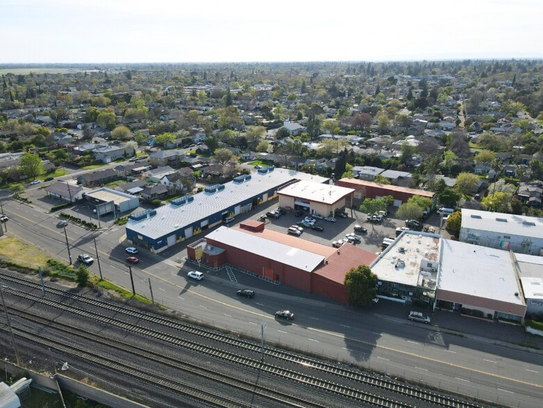 4370 24th St, Sacramento, CA à louer - Photo du bâtiment - Image 3 de 14