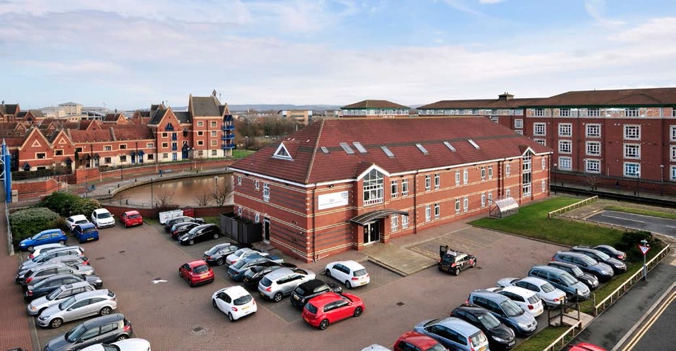 Westpoint Rd, Thornaby à vendre - Photo du bâtiment - Image 2 de 5