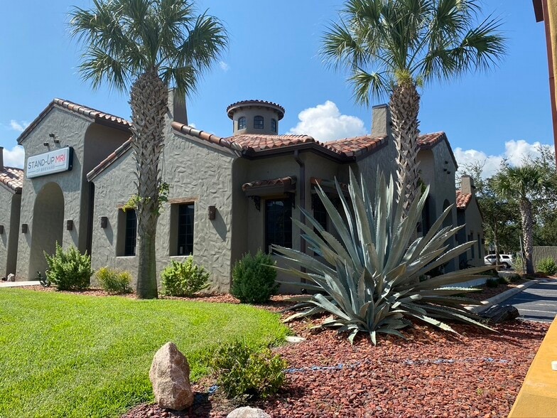 6023 Farcenda Pl, Melbourne, FL for lease - Building Photo - Image 2 of 15