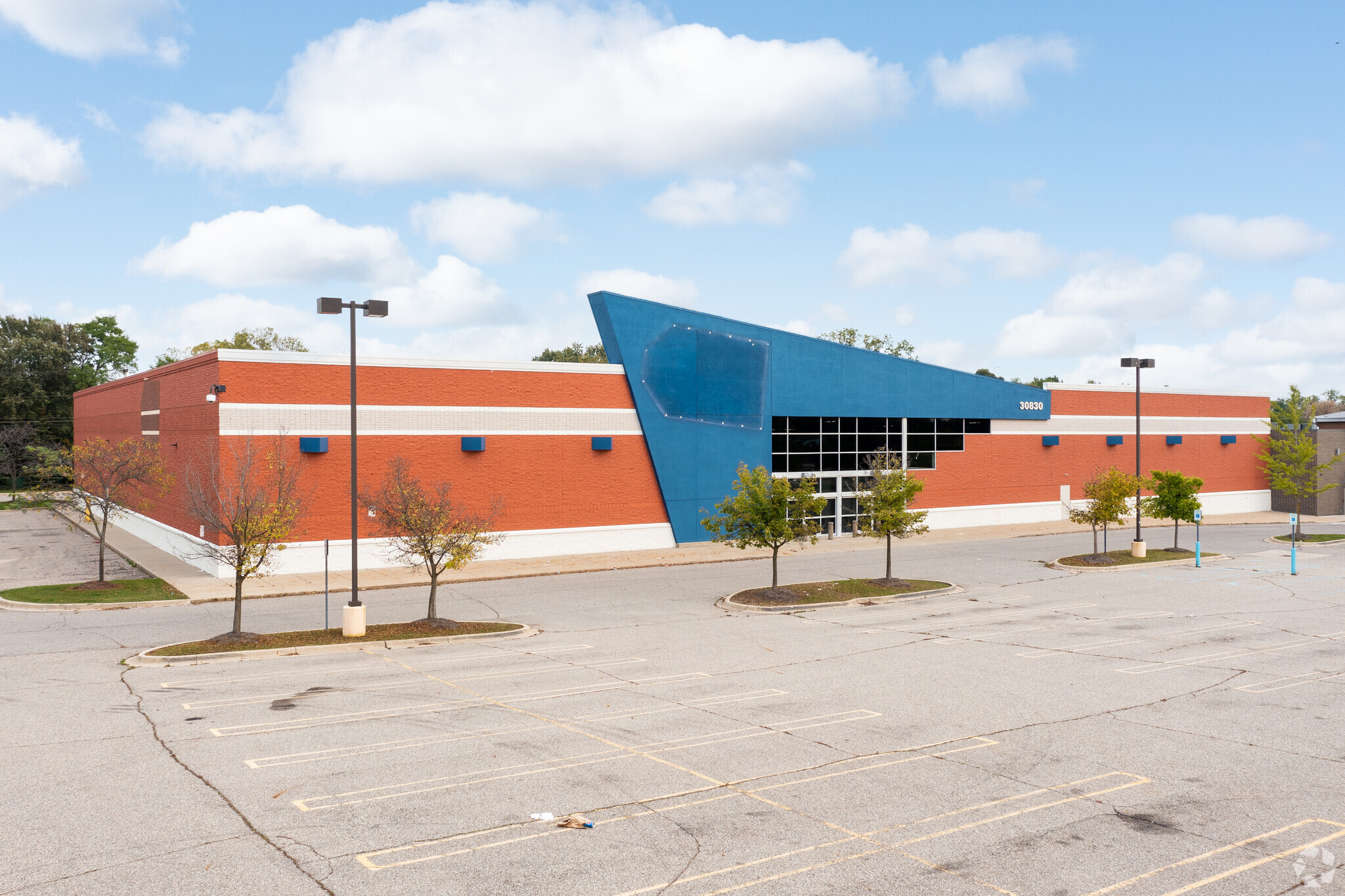 30830 Orchard Lake Rd, Farmington Hills, MI for sale Building Photo- Image 1 of 1