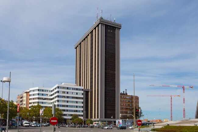 More details for Plaza Castilla, 3, Madrid - Office for Lease