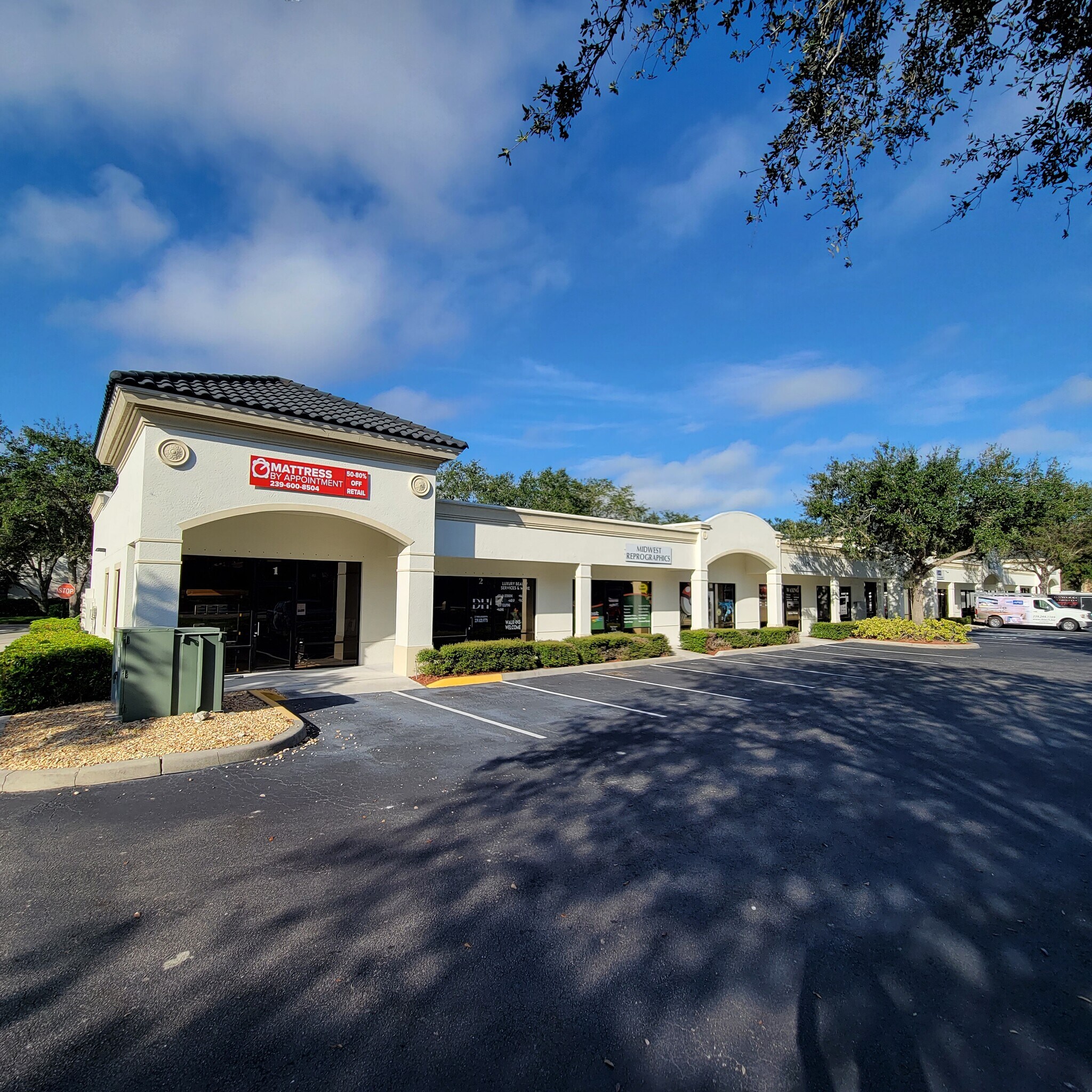 25221 Bernwood Dr, Bonita Springs, FL à louer Photo principale- Image 1 de 13