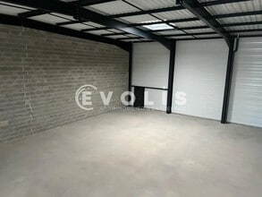 780 Allée Des Cedres, Saint-Vulbas à louer Photo intérieure- Image 2 de 4