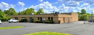 Plus de détails pour 2075 Quaker Pointe Dr, Quakertown, PA - Flex à vendre