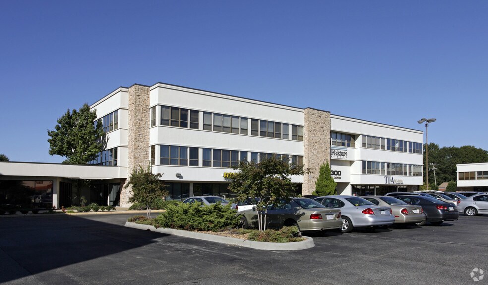 397 Little Neck Rd, Virginia Beach, VA à louer - Photo du bâtiment - Image 3 de 5