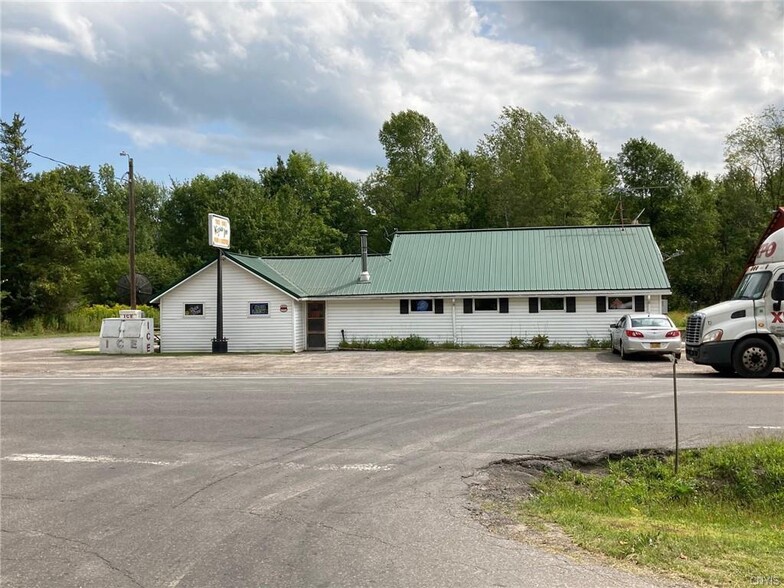 1376 Route 3, Mannsville, NY à vendre - Photo principale - Image 1 de 1