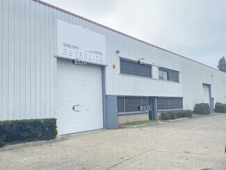 Plus de détails pour Local d'activités à louer