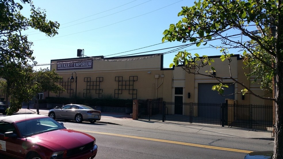 403 W Meeker St, Kent, WA à louer - Photo du bâtiment - Image 2 de 10