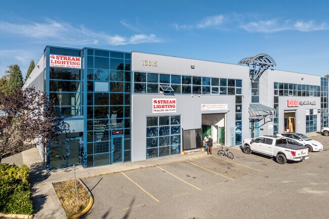 Plus de détails pour 13015 84th Ave, Surrey, BC - Industriel à louer