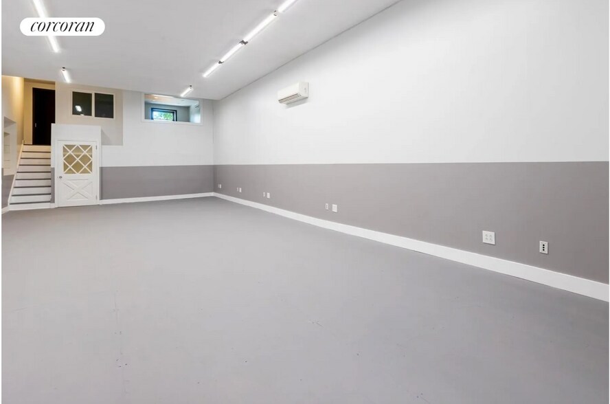 182 Vermont Ave, Staten Island, NY à vendre - Photo du bâtiment - Image 3 de 15