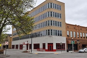 401 E Broadway Ave, Bismarck, ND for lease Primary Photo- Image 1 of 27