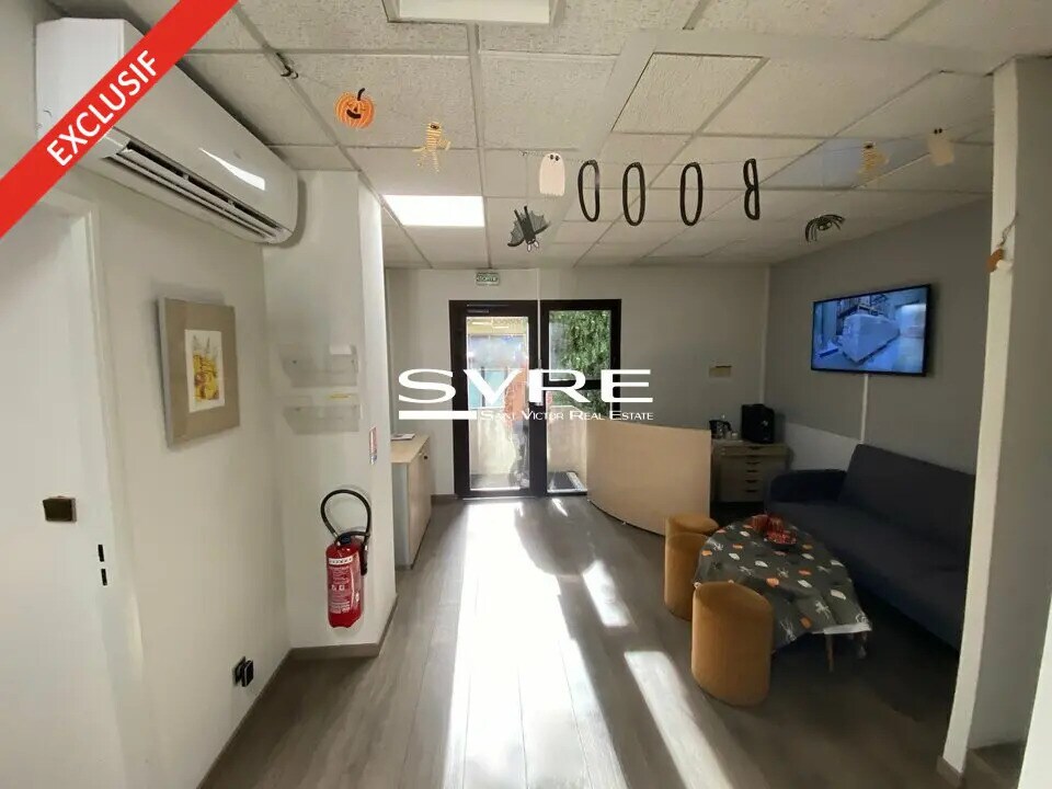 Office in Aix-en-Provence for sale Building Photo- Image 1 of 5