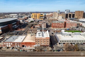 619 E William St, Wichita, KS - Aérien  Vue de la carte