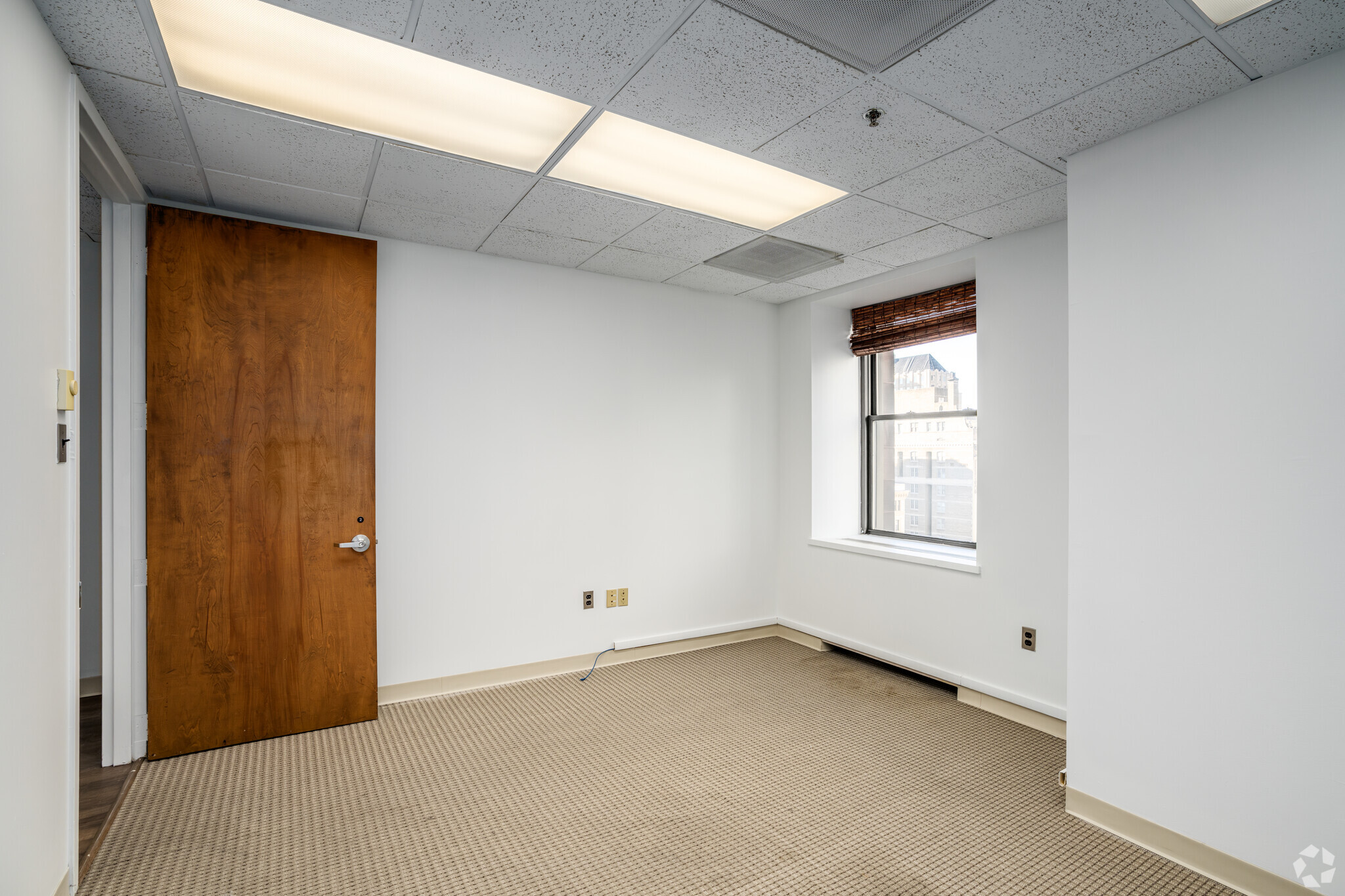121 S Broad St, Philadelphia, PA for lease Interior Photo- Image 1 of 1