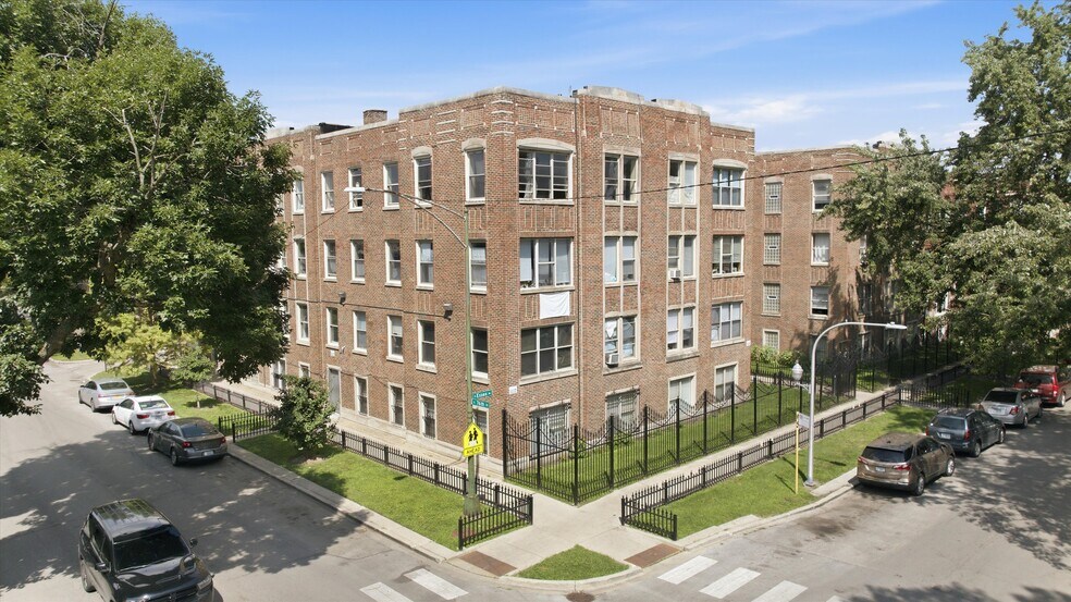 7550-7558 S Essex Ave, Chicago, IL à vendre - Photo du bâtiment - Image 3 de 9