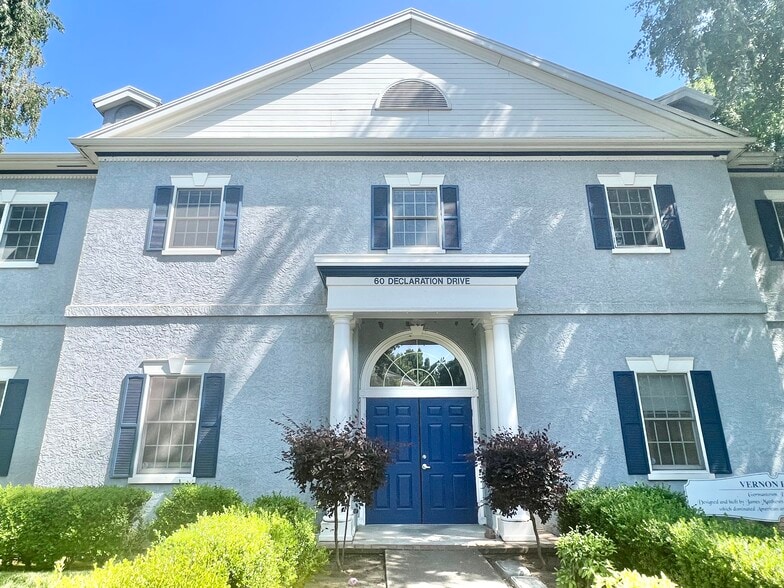 60 Declaration Dr, Chico, CA for lease - Building Photo - Image 2 of 9