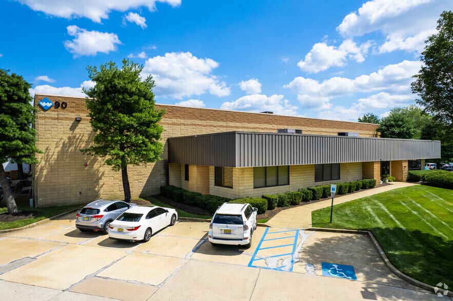 90 Twinbridge Dr, Pennsauken, NJ à louer - Photo du bâtiment - Image 3 de 8