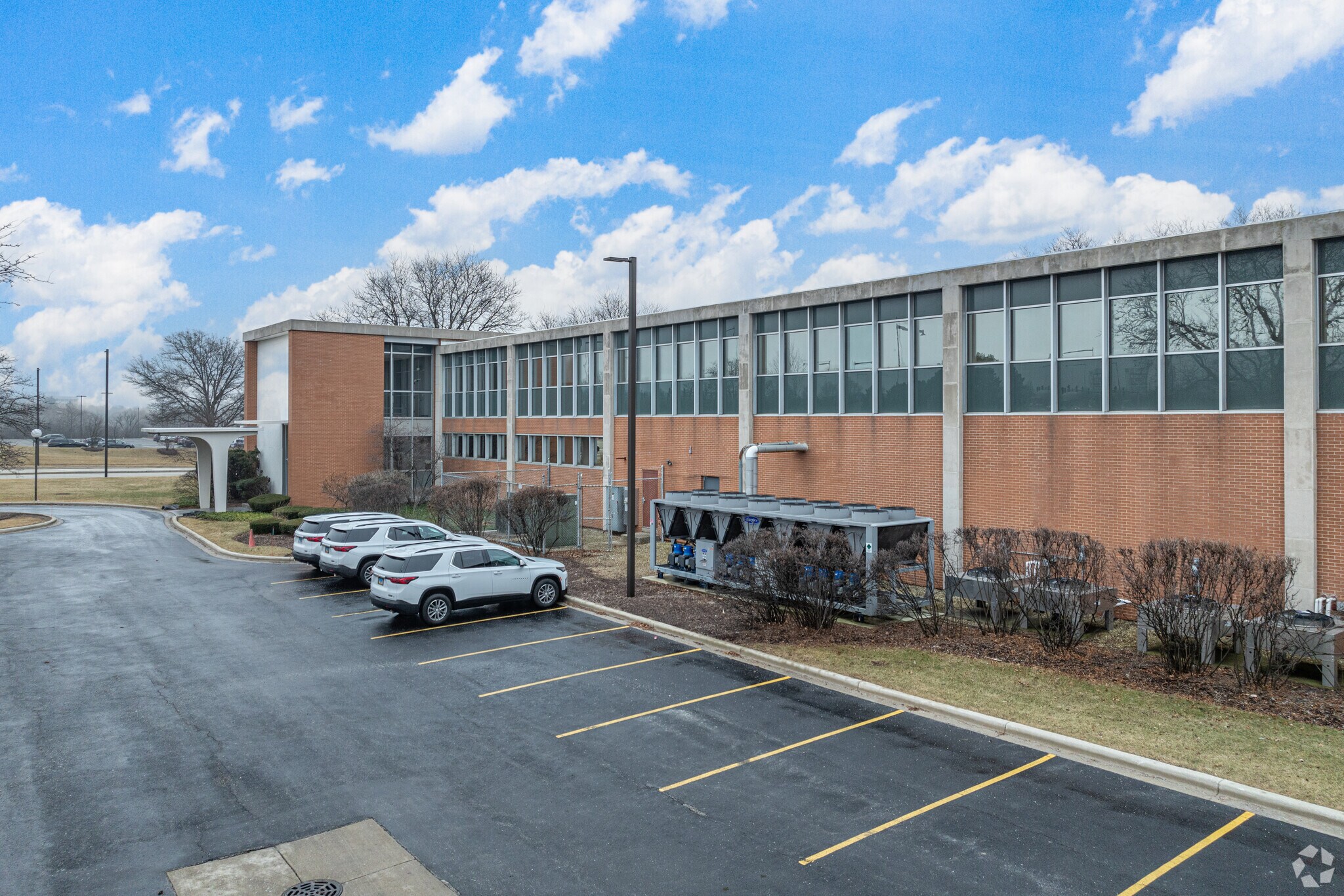 810 Jorie Blvd, Oak Brook, IL à louer Photo principale- Image 1 de 8