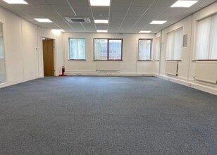 200 Barnwood Flds, Gloucester for lease Interior Photo- Image 1 of 2