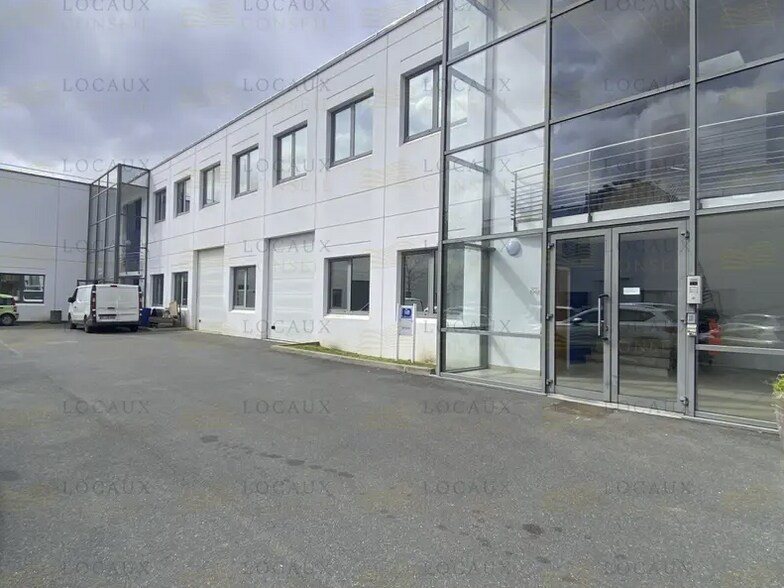 Flex dans Argenteuil à louer - Photo du bâtiment - Image 3 de 3