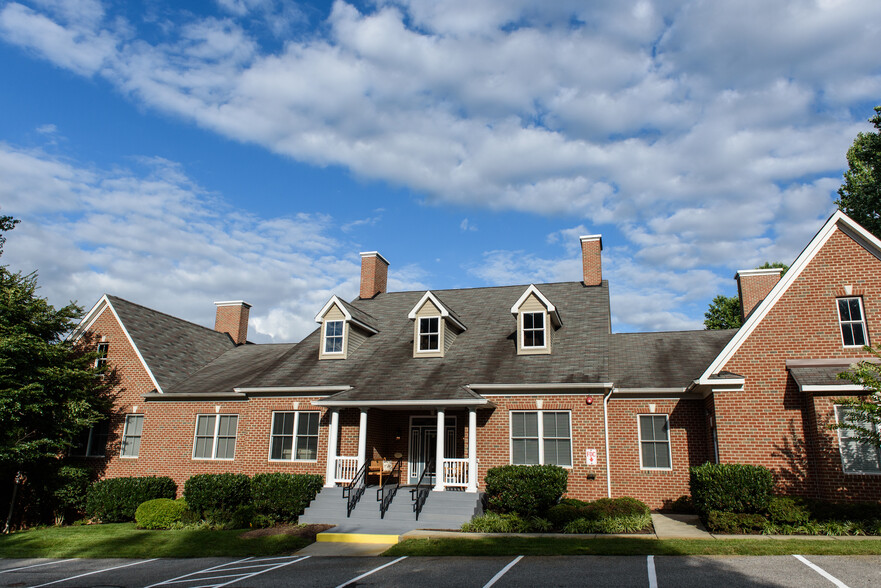 3675 Solomons Island Rd, Harwood, MD à vendre - Photo du bâtiment - Image 1 de 1