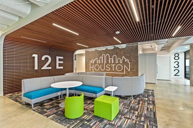 Plus de détails pour 5065-5075 Westheimer Rd, Houston, TX - Bureau à louer