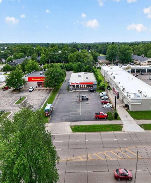 2234 Prairie Ave, Beloit, WI for sale - Aerial - Image 2 of 13