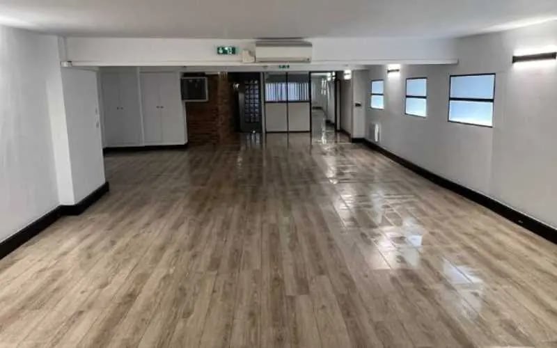 Office in Pantin for lease - Interior Photo - Image 3 of 6