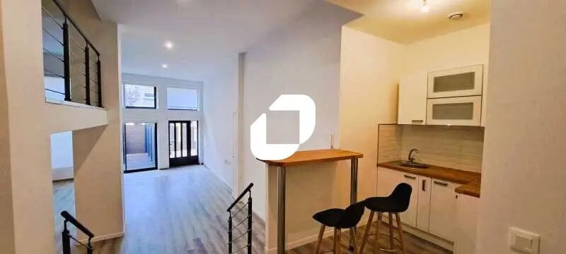 Bureau dans Montreuil à louer - Photo du bâtiment - Image 2 de 10