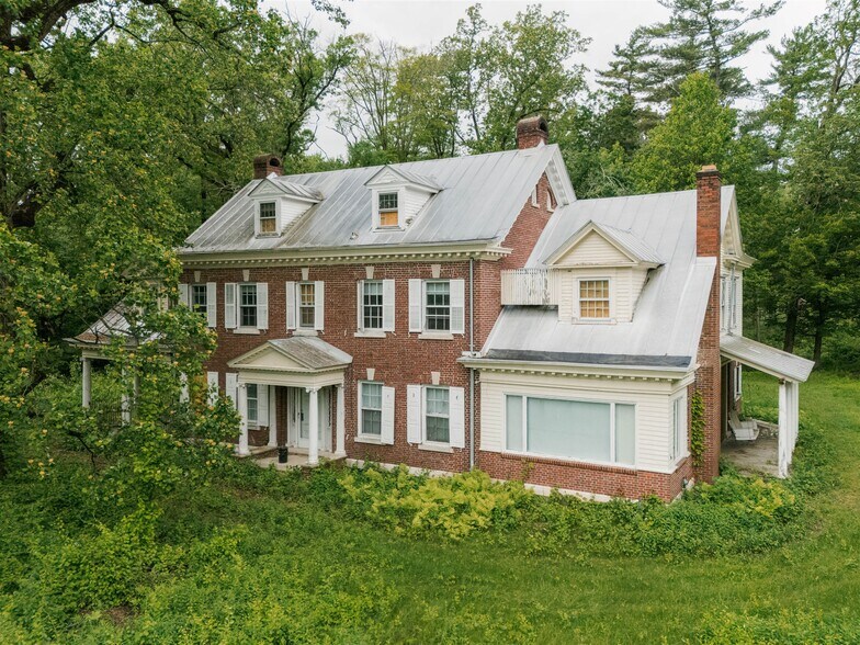 37-60 Blackburn Rd, Selkirk, NY à vendre - Photo du bâtiment - Image 2 de 56