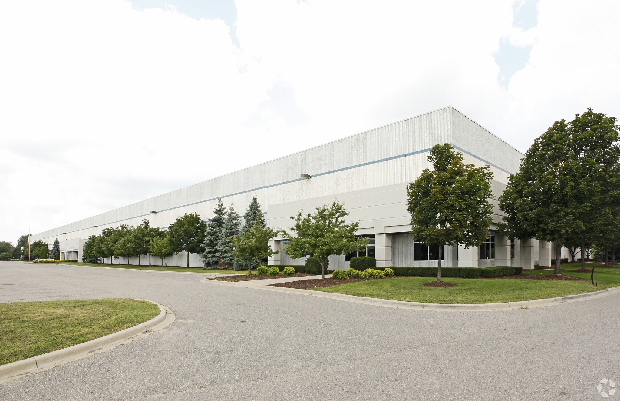 13000 Oakland Pky, Highland Park, MI à louer Photo du bâtiment- Image 1 de 4