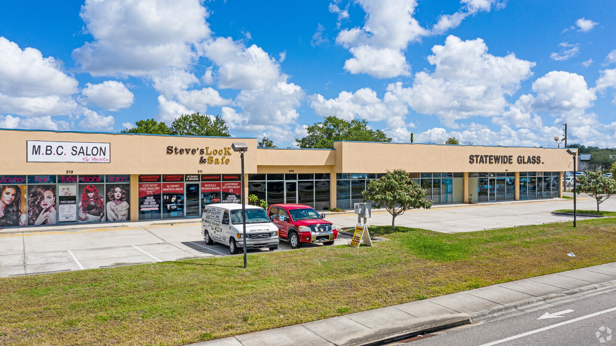 201 W Donegan Ave, Kissimmee, FL à vendre Photo principale- Image 1 de 5