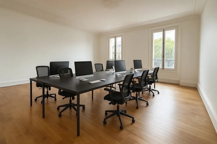 Office in Paris for lease - Building Photo - Image 1 of 8