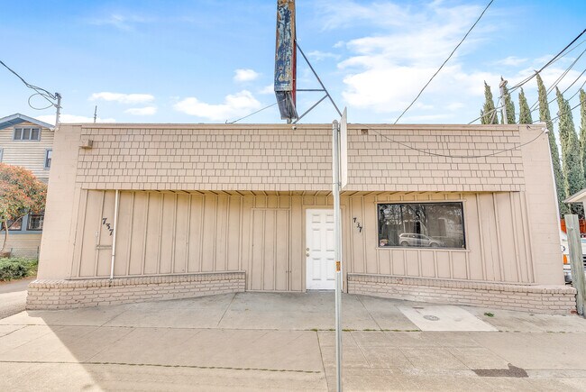 More details for 737 Stockton Ave, San Jose, CA - Industrial for Sale