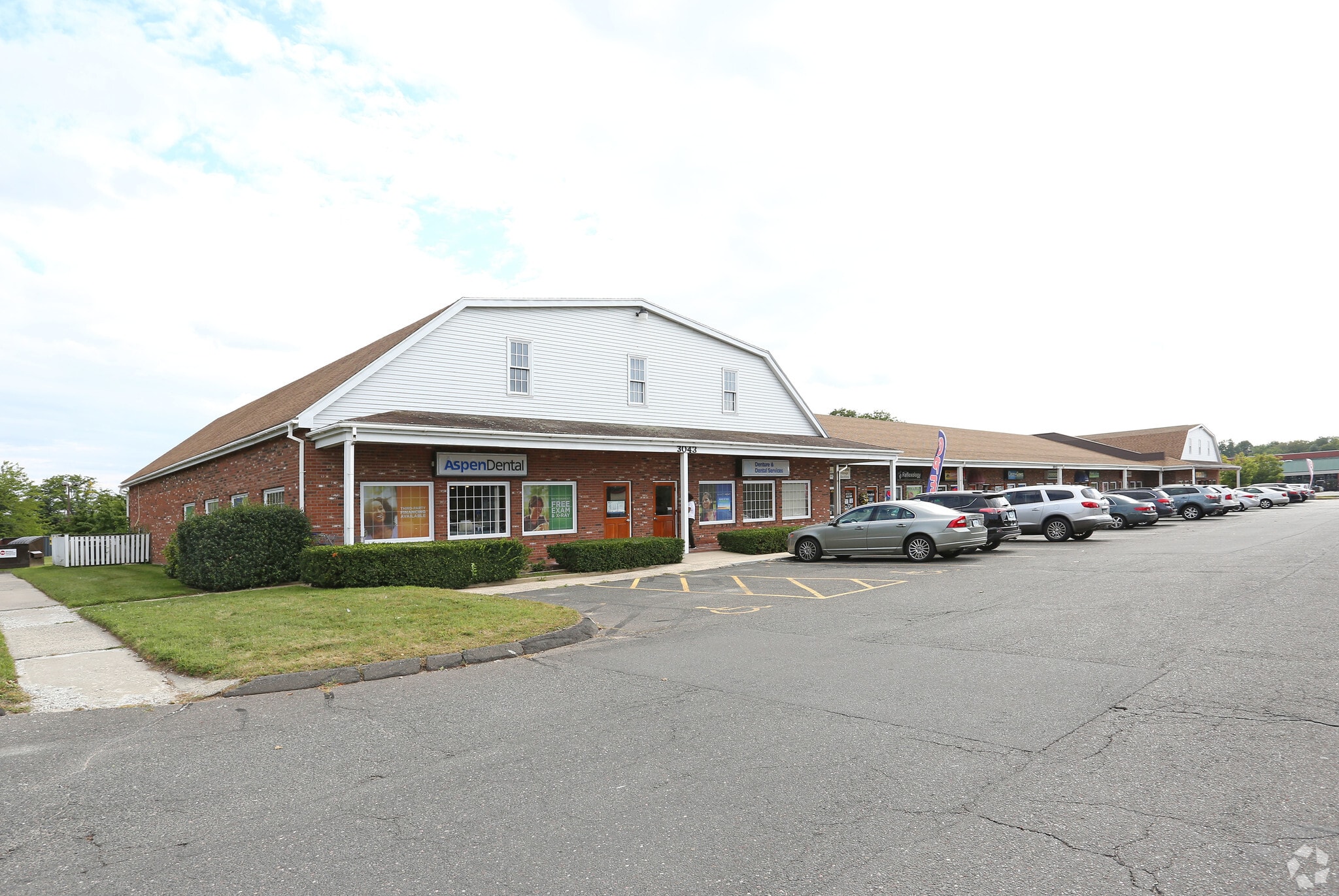 3039 Main St, Glastonbury, CT for lease Primary Photo- Image 1 of 10