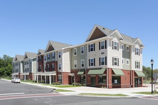 Plus de détails pour 700 Wincoram Way, Coram, NY - Bureau/Commerce de détail à louer